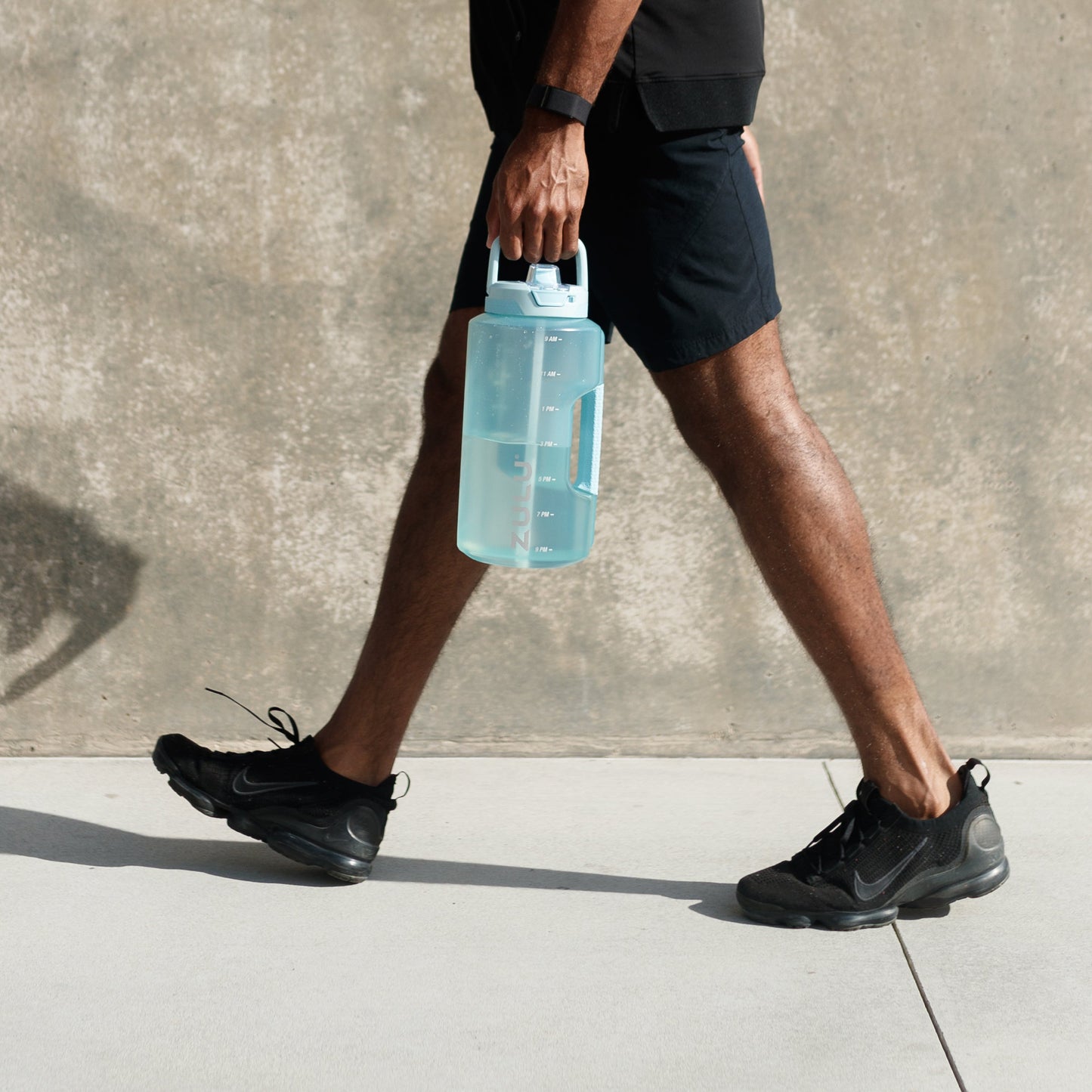 goals-gallon-128oz-water-bottle-with-straw-f6 A75I8756.jpg